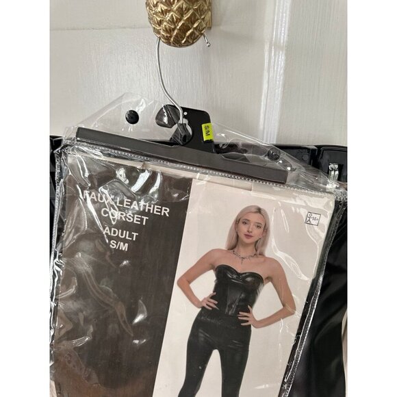 Faux leather corset adult size small/medium new - Picture 3 of 8